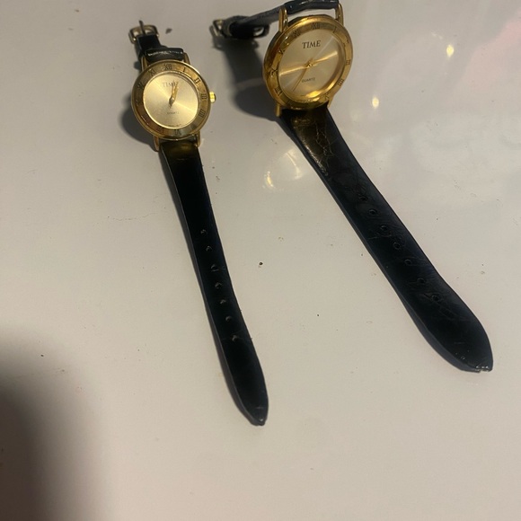 His and Hers Seiko Gold Watches with Black Leather Straps - Picture 1 of 1